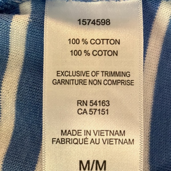 NWT TOMMY HILFIGER TEE.  FREE 🐝     WITH ANY PURCHASE OVER $20. - Picture 8 of 9